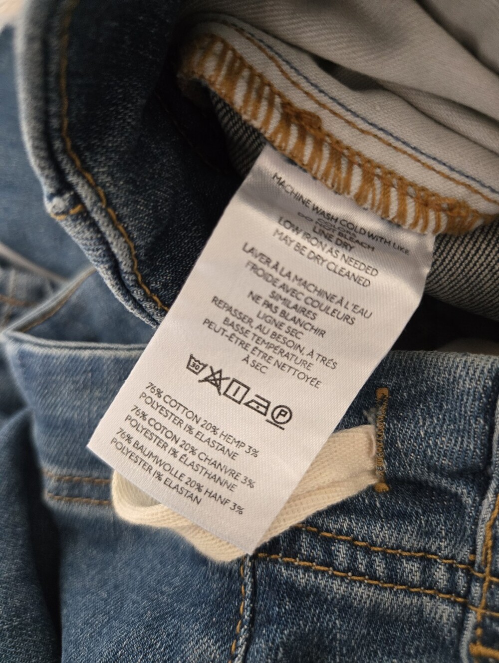 Anthro Pilcro Leni Tapered Mid Rise Barrel Jeans, 26 - Picture 13 of 14